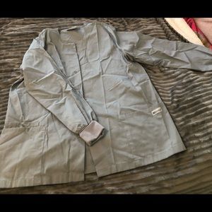Gray scrubs jacket. Light weight